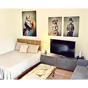 Kameralny Nad Motlawa Apartment